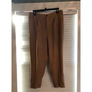 NWT tapered trouser